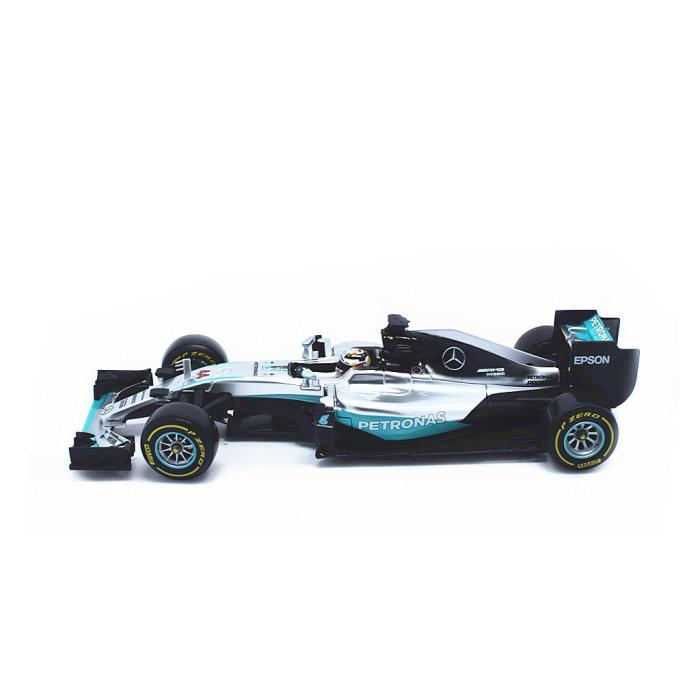 Bburago 1:18 Formula 1 Mercedes AMG Petronas F1 W07 Hybrid Model Araba