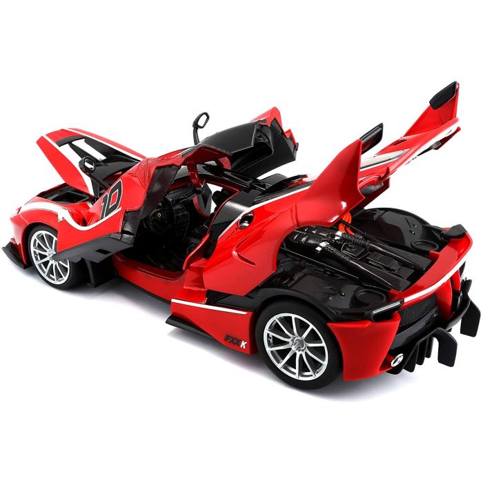 Bburago 1:18 Ferrari FXX K Race & Play Model Araba