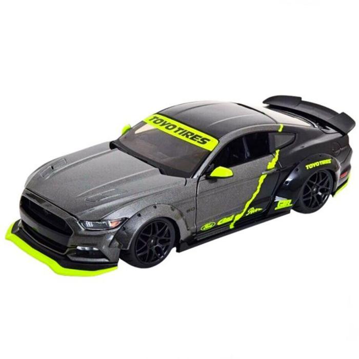Maisto 1:18 2015 Ford Mustang GT Model Araba