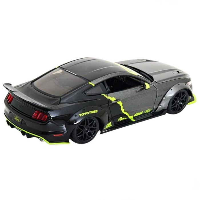 Maisto 1:18 2015 Ford Mustang GT Model Araba