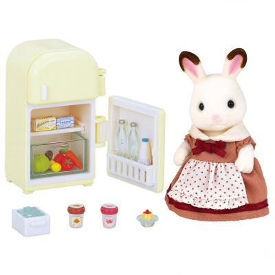 Sylvanian Families Çikolata Kulaklı Tavşan Anne ve Buzdolabı Seti 5014