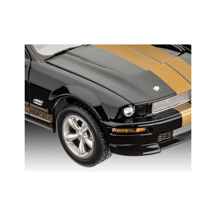 Revell 2006 Ford Shelby